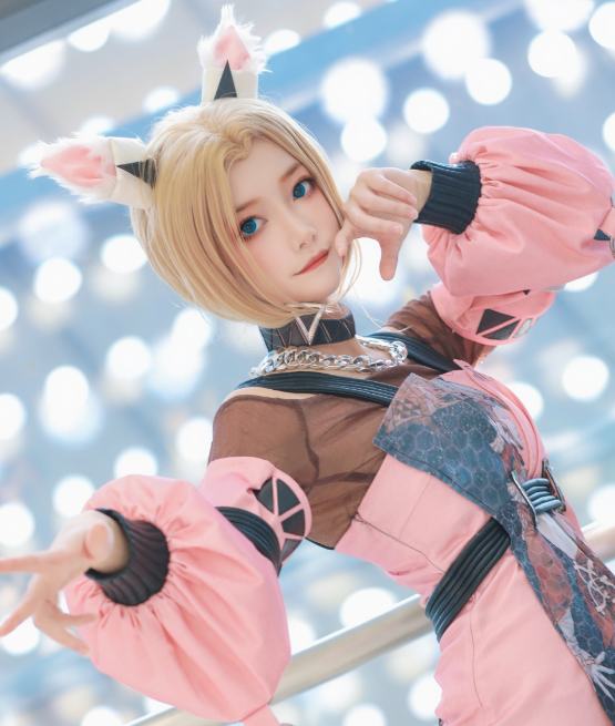 王者荣耀公孙离无限星赏官cosplay,比你努力,比你幸运