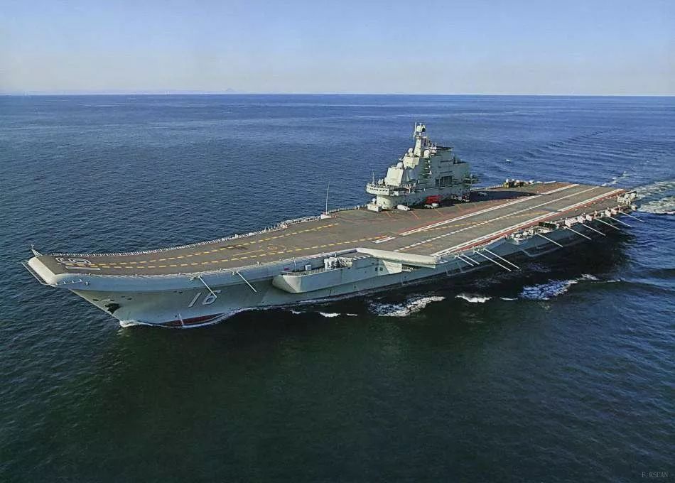 中国第一艘航空母舰按计划完成建造和试验试航工作,正式交付海军,命名