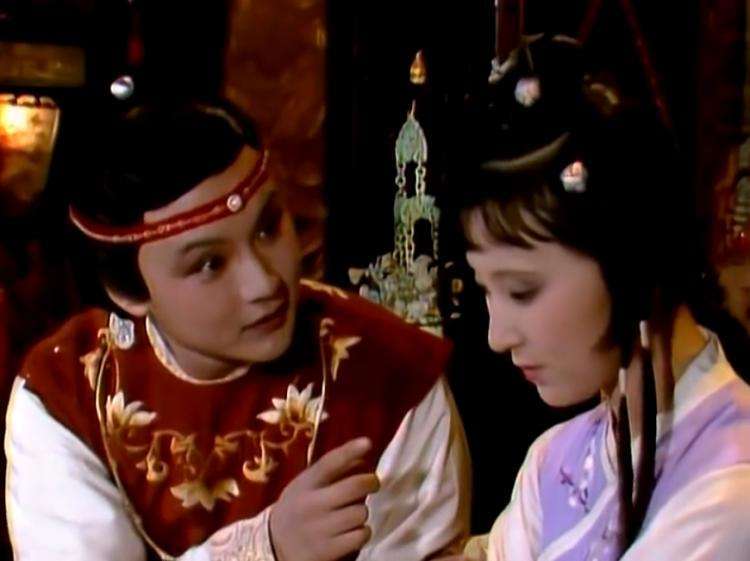 87版《红楼梦》被称为:"不可逾越的经典"成功根源是什么?