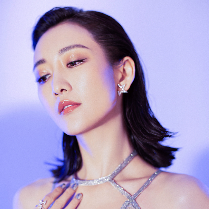 唯美高清壁纸:王鸥温润甜美,彰显女性轻柔之美