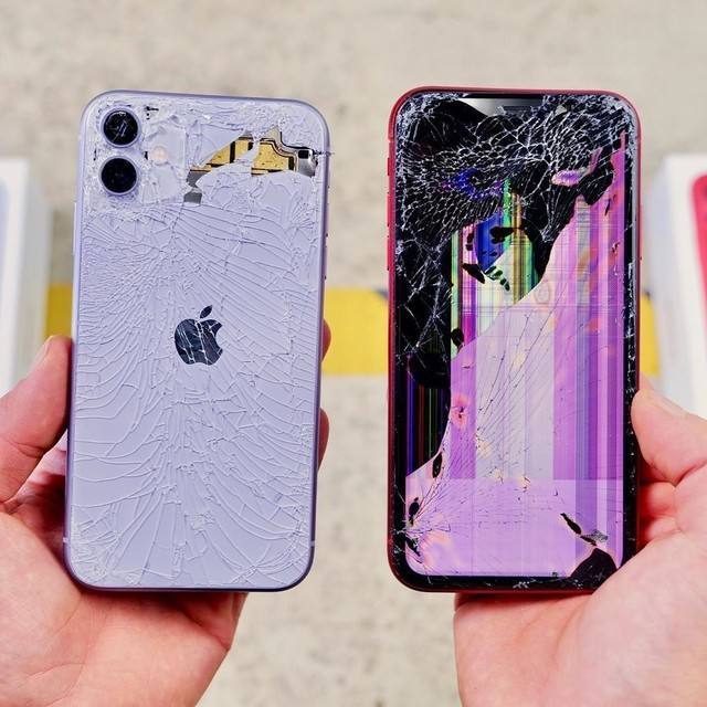 苹果12pro碎屏图片,iphone12pro碎屏照片 苹果11pro碎屏了怎么办,看到维修费后:还是买安卓吧