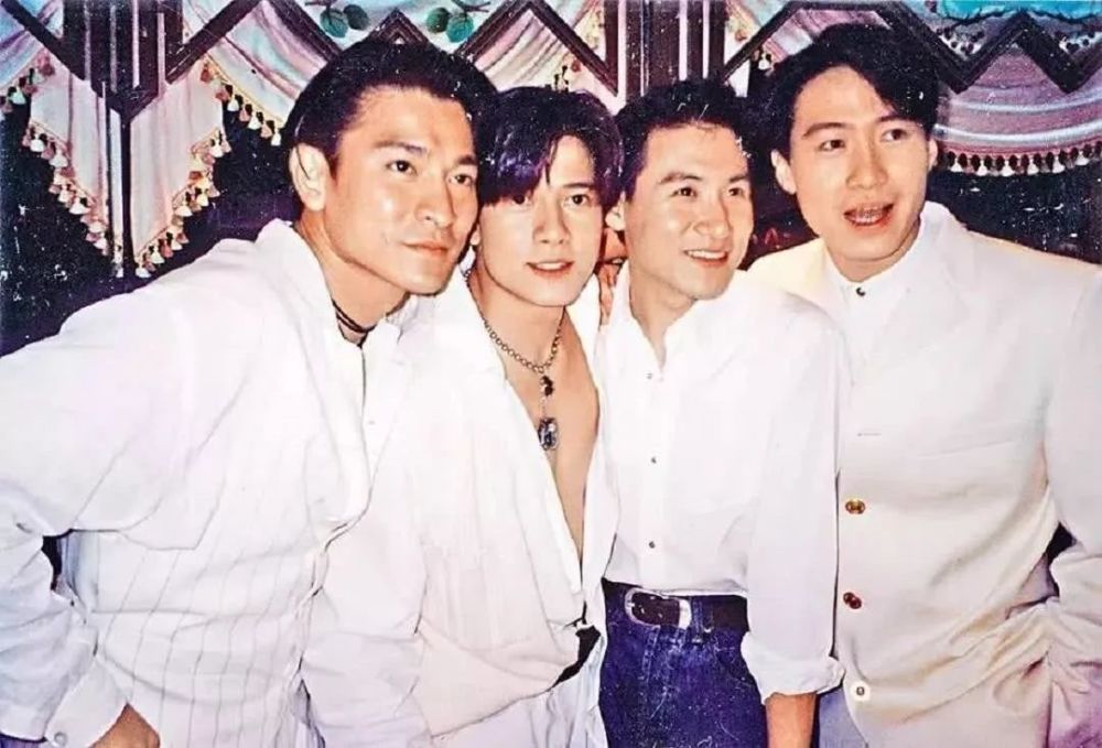 "四大天王"