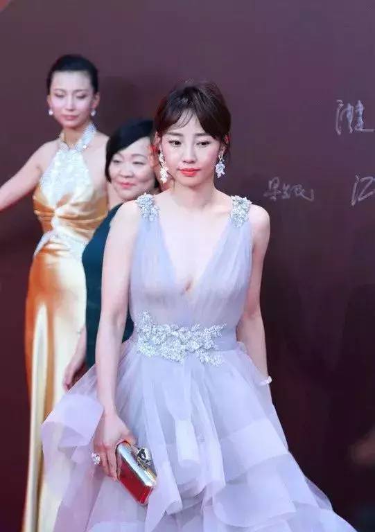 白百何不愧"宅男收割机",当看到照片时,真是迷死一大片男人!