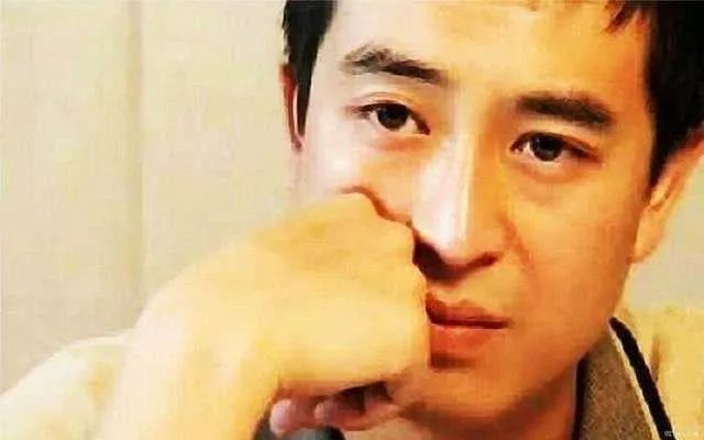 老戏骨年轻时长什么样?陈道明有些可爱,王刚让人意想不到