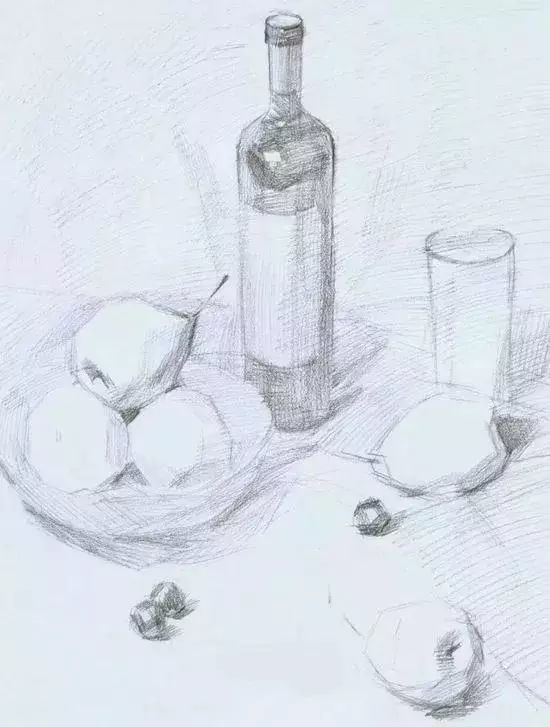 水果酒瓶静物组合素描示范步骤