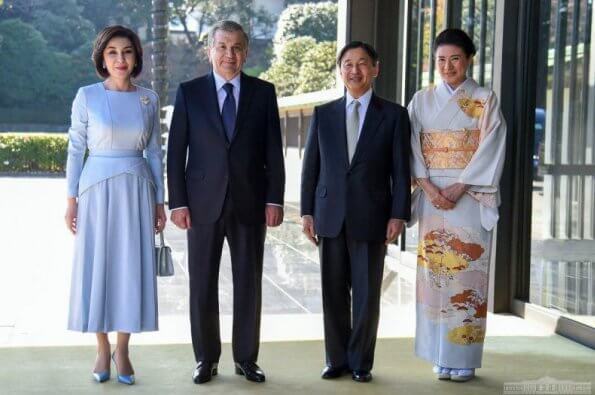 日本雅子皇后迎外宾!穿和服真高贵,乌兹别克斯坦第一夫人更惊艳