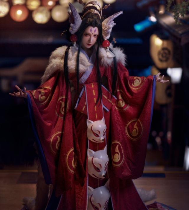 《阴阳师》玉藻前cosplay,高冷气质的小姐姐演绎玉藻前