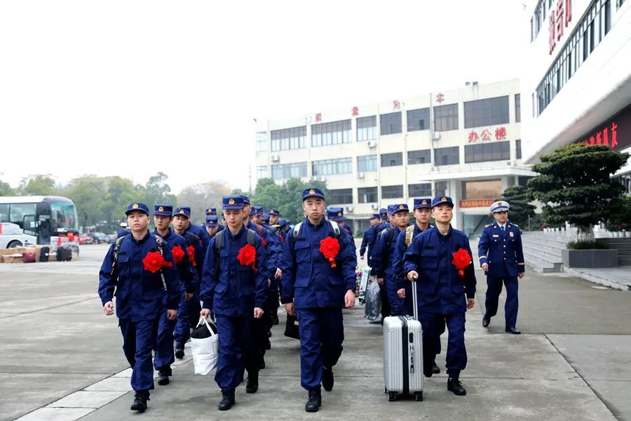 12月20日,四川省消防救援总队培训基地迎来了来自全省19个市州的710