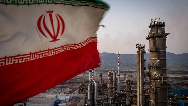 伊朗石油被卡的死死的