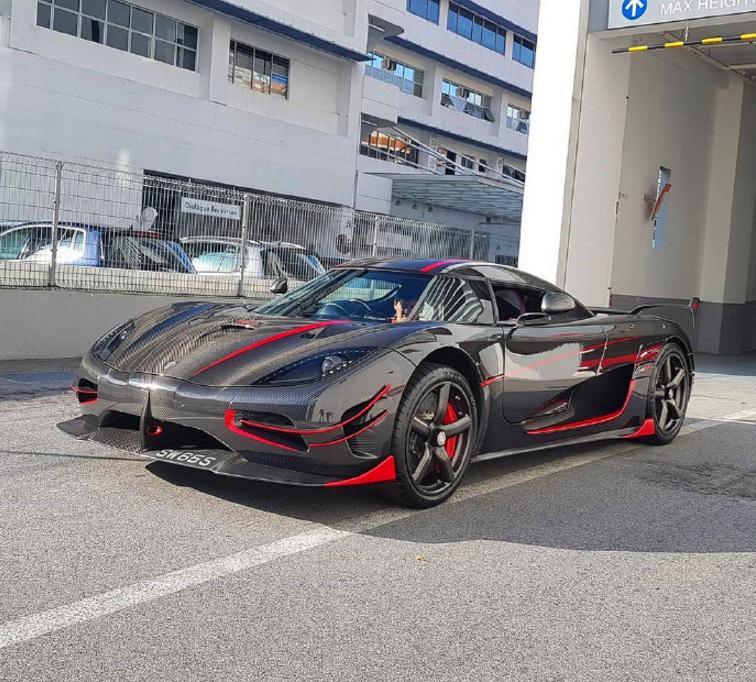 agera rs落户新加坡,全球车税最高的国家,柯尼塞格落地需多少钱?