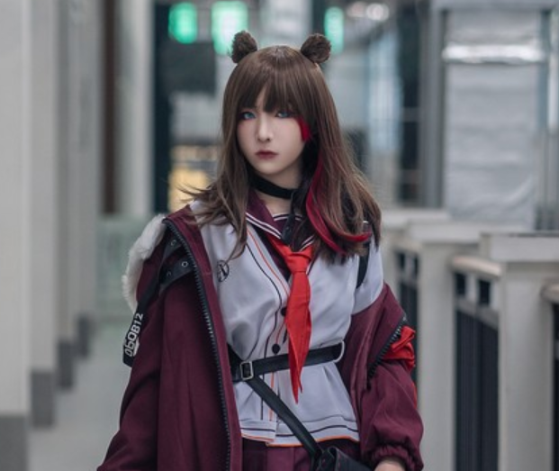 高清《明日方舟》凛冬cosplay,魅力甜美,清新脱俗