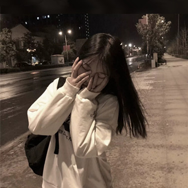 至尊版ins微丧头像:"怎样才算深情?挫骨扬灰还是万劫不复?