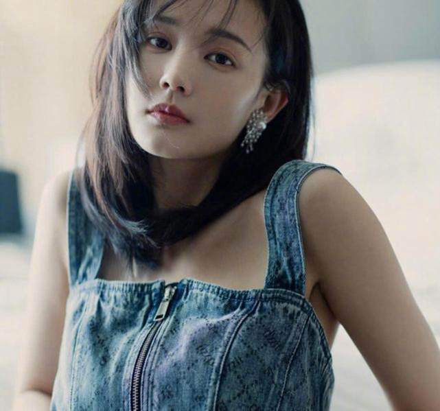 于正捧不红的女演员,3年演了9个女主角,网友:这就是命