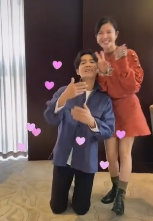 吴磊搂郭麒麟够甜了,看到钟汉良直接下跪,这"一家子"够拼!