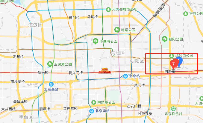 这次晒照,郭美美没有掩盖自己的地理位置,地点显示的同样是北京四惠.