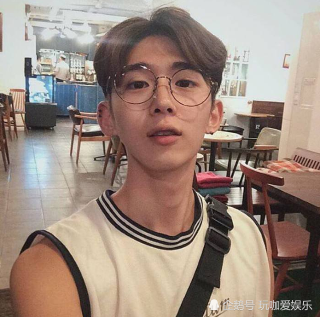 女生最反感男生发什么朋友圈?自拍?鸡汤文?最后一个真不行!