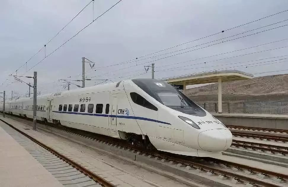 哈尔滨人口增长_哈尔滨人口图片(3)