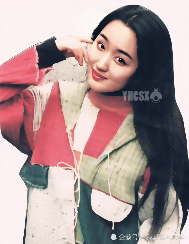 杨钰莹当年真有传说那么美吗?一组"乞丐装"旧照,难挡清纯气质