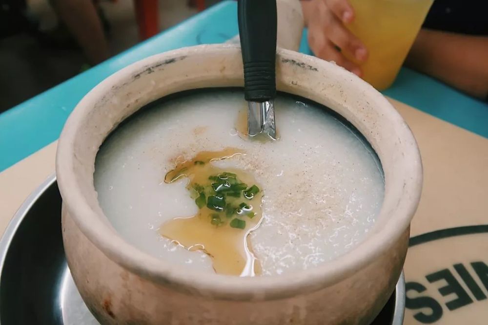 海南鸡肉骨茶田鸡粥大虾面……新加坡也太好吃了吧!