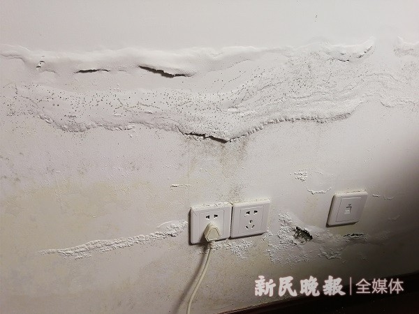 台盆塌了水管爆了甚至漏粪 佳源新都部分精装房两年了