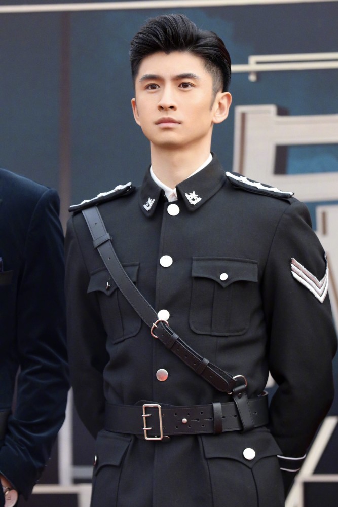 嘉行能捧的男艺人已经不多了,为什么不捧能火的张云龙呢?
