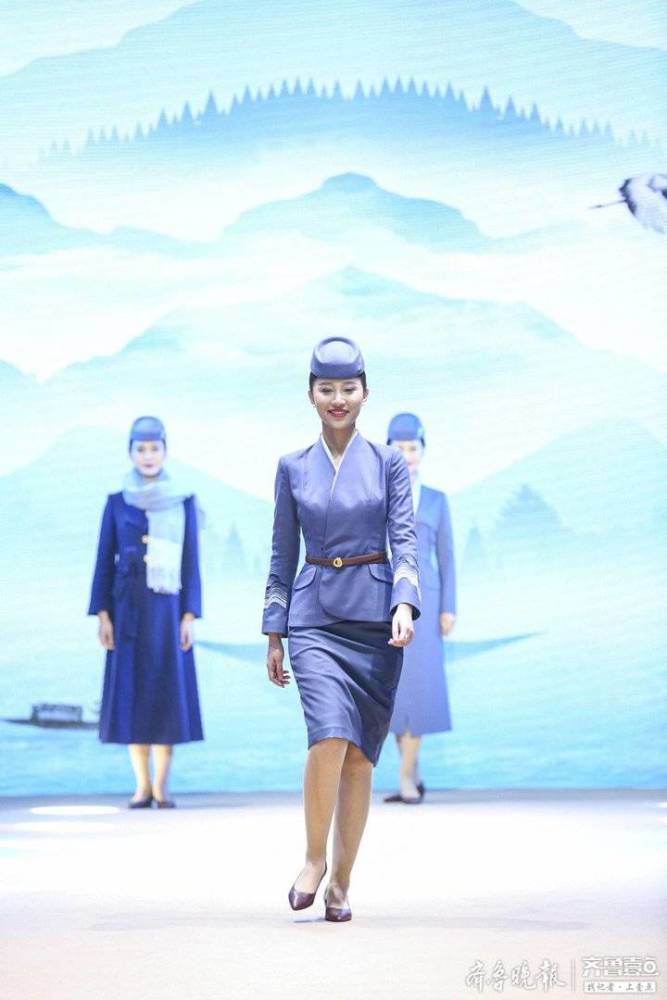 太养眼!山航换装新一代空勤制服,以"雁影长空"为主线