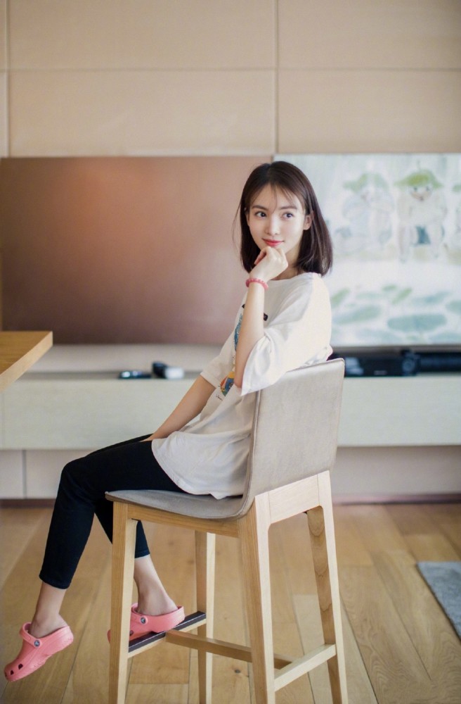 金晨身材有多好?看到真实腿长那一刻,是个女生都酸了