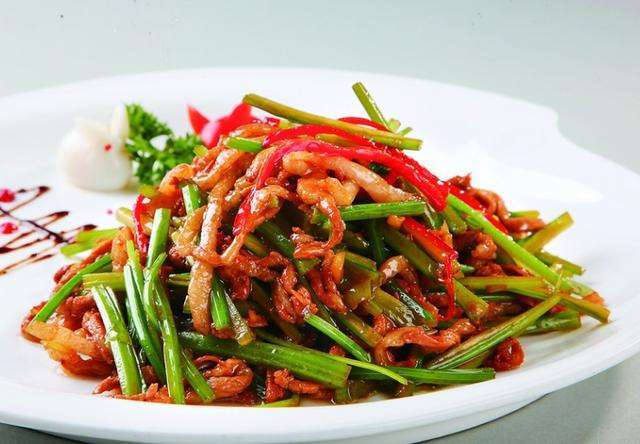 家常下饭小炒之芹菜炒肉丝