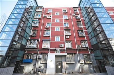 老楼加装电梯难题有待新“解法”