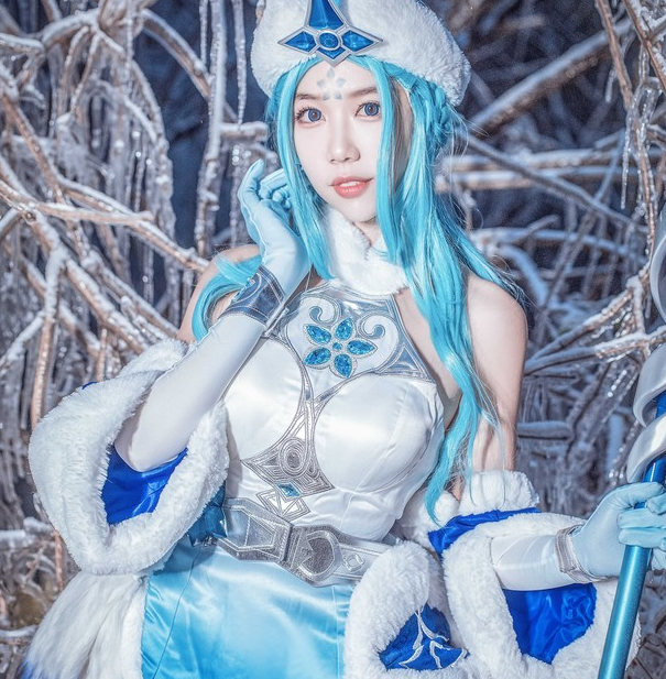 王者荣耀王昭君cosplay,天生丽质气质非凡