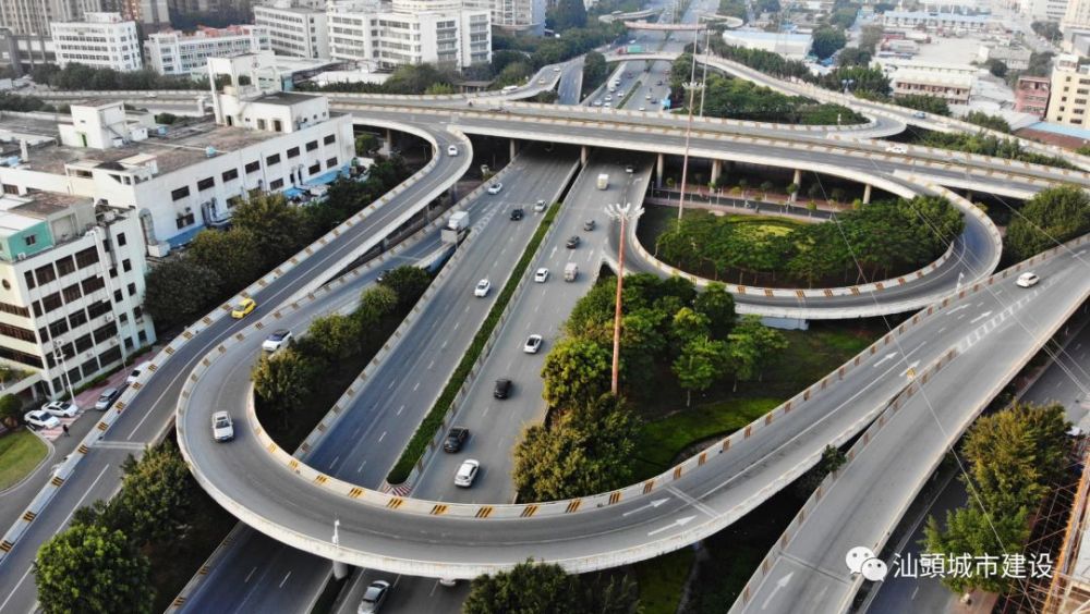 泰山南路长平跨线桥通车,北行,南行线路望君知悉