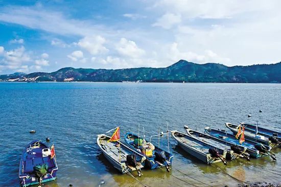 海陆丰还有很多让我嫉妒的美景 海陆丰美景 在海陆丰,有个湖叫品清湖