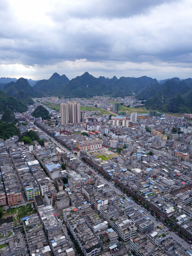 航拍广西特色县城之南宁市马山县 中国黑山羊之乡