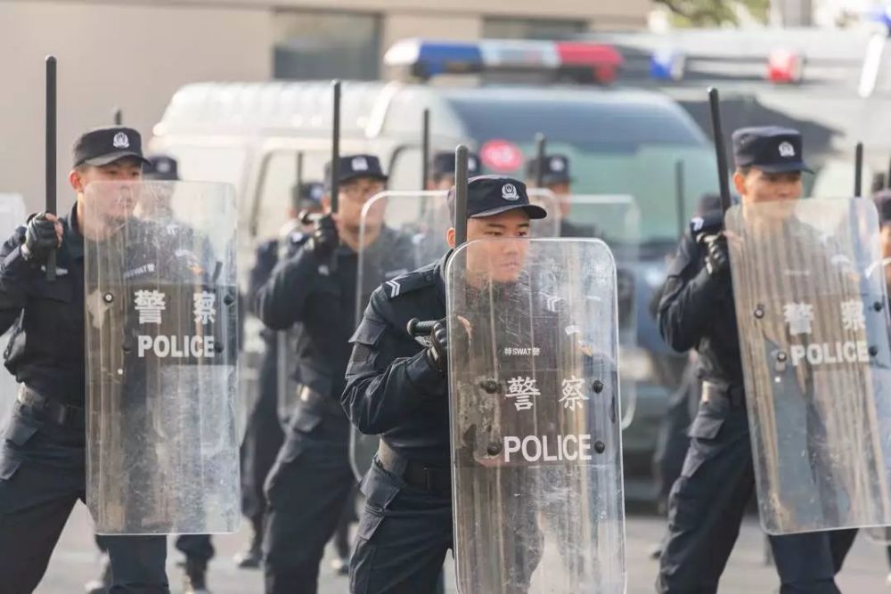 黄冈巡特警酷炫来袭,圆满收官!