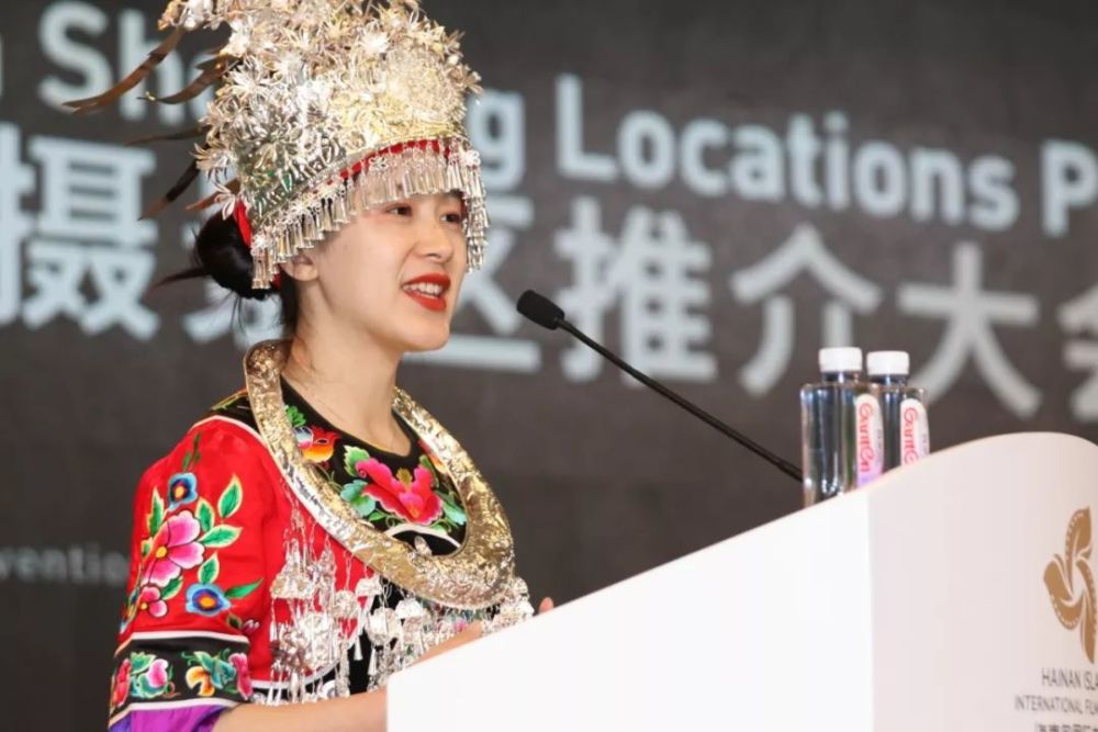 重庆苗族姑娘电影节意外走红娇阿依成彭水旅游致富新名片