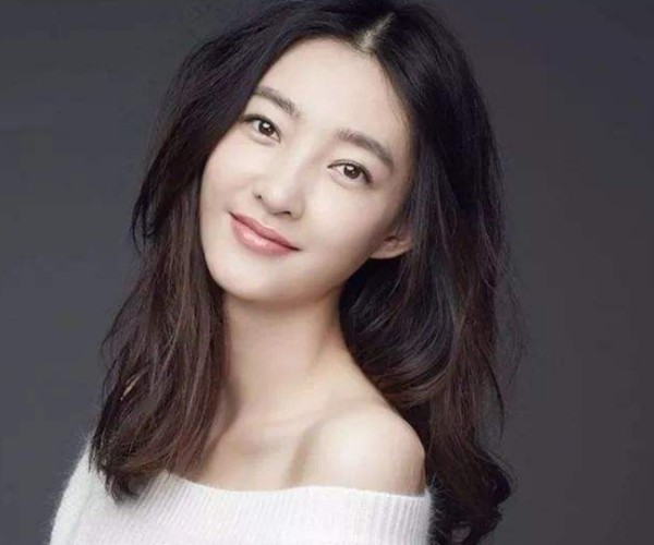 名字里带"丽"的4大女星,个个貌美如花,哪位是你女神?