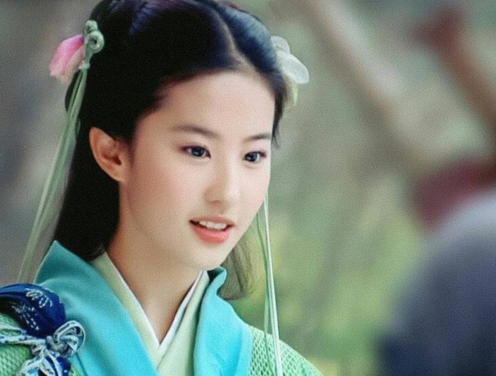 原来鞠婧祎还能胜任"赵灵儿",四千年美少女不输神仙姐姐,美丽新境界!