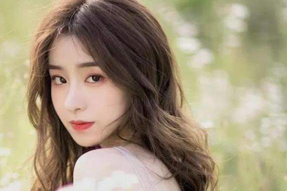会赚钱,靠自己就能成为富婆的星座女,天生"招财命"