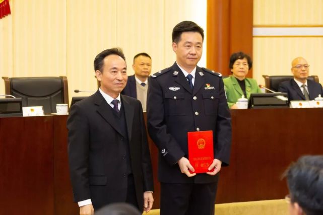 三明市人大常委会任命王锡章为市政府副市长,公安局局长