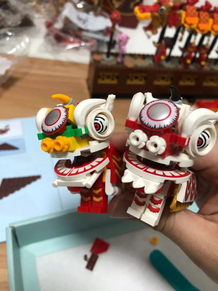 大家的乐高80104舞狮到了吗?来瞧瞧咱们的测评吧!