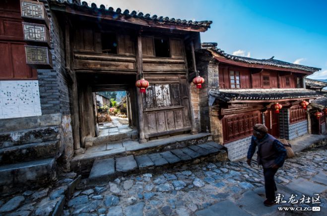在鲁史镇茶马古道青石楼梯街,感受岁月留下的痕迹