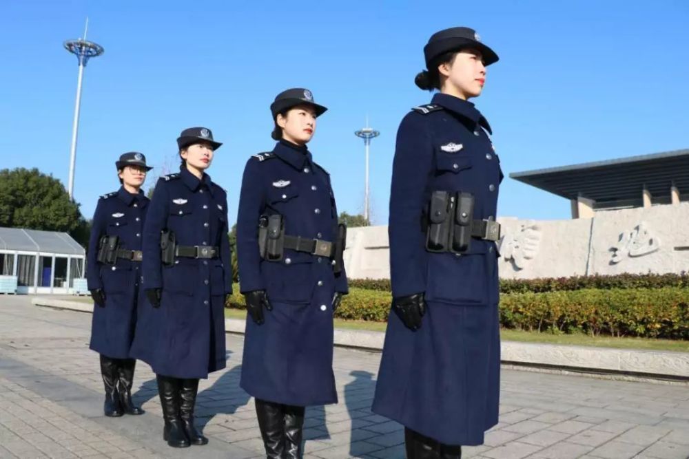 女子巡逻队来了!