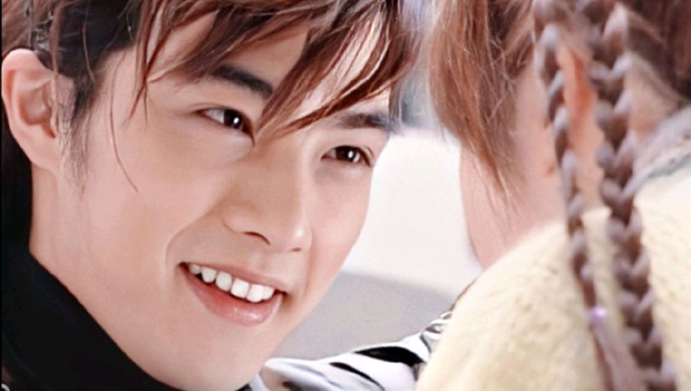 已婚男星与美女拥抱牵手,贺军翔方称好友聚会喝多了动作就热情了