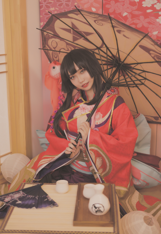 阴阳师神乐cosplay,美到闪闪发光,少女般甜美感
