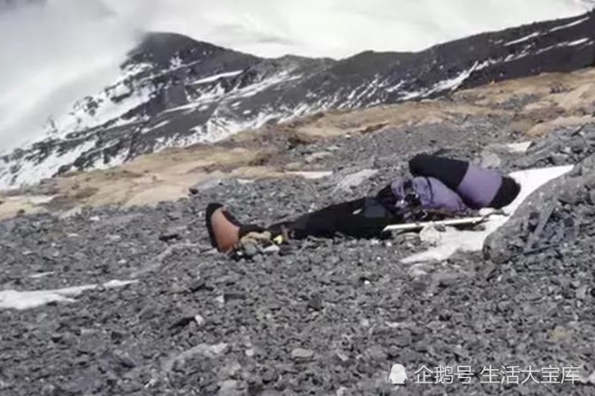 珠穆朗玛峰上的"睡美人",冰封9年容貌依旧,生前恳求不
