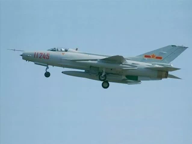 完胜八爷—上世纪90年代最成功的军机项目歼7e