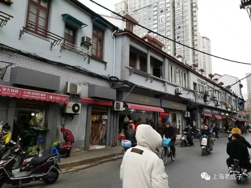 站在新昌路和北京西路的丁字路口,不明就里的人多半会以为新昌路这就