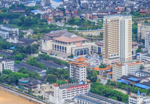 2018遵义市经济总量_遵义市地图(3)