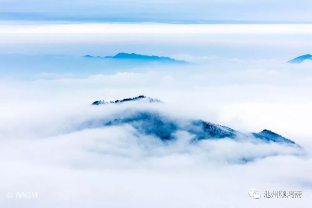 雪后九华山突现云海奇观,宛若仙境