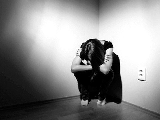 心理学:通过这四种洗脑术,控制一个人思想其实很简单